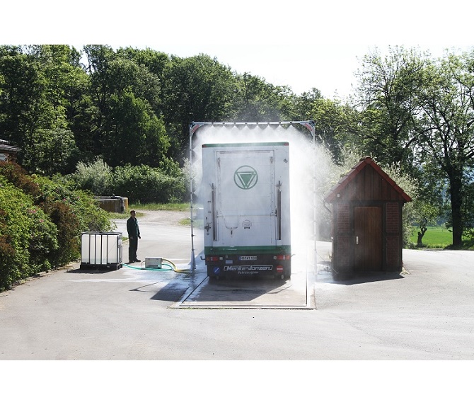 Stationary disinfection gate 100